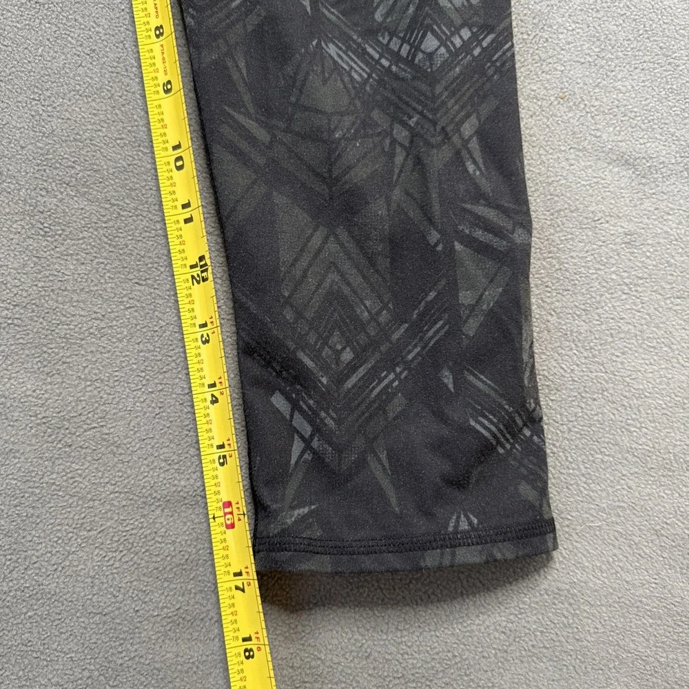 ALO Leggings Womens Small Black Green Geometric Cropped Capri Stretch Yoga Sport